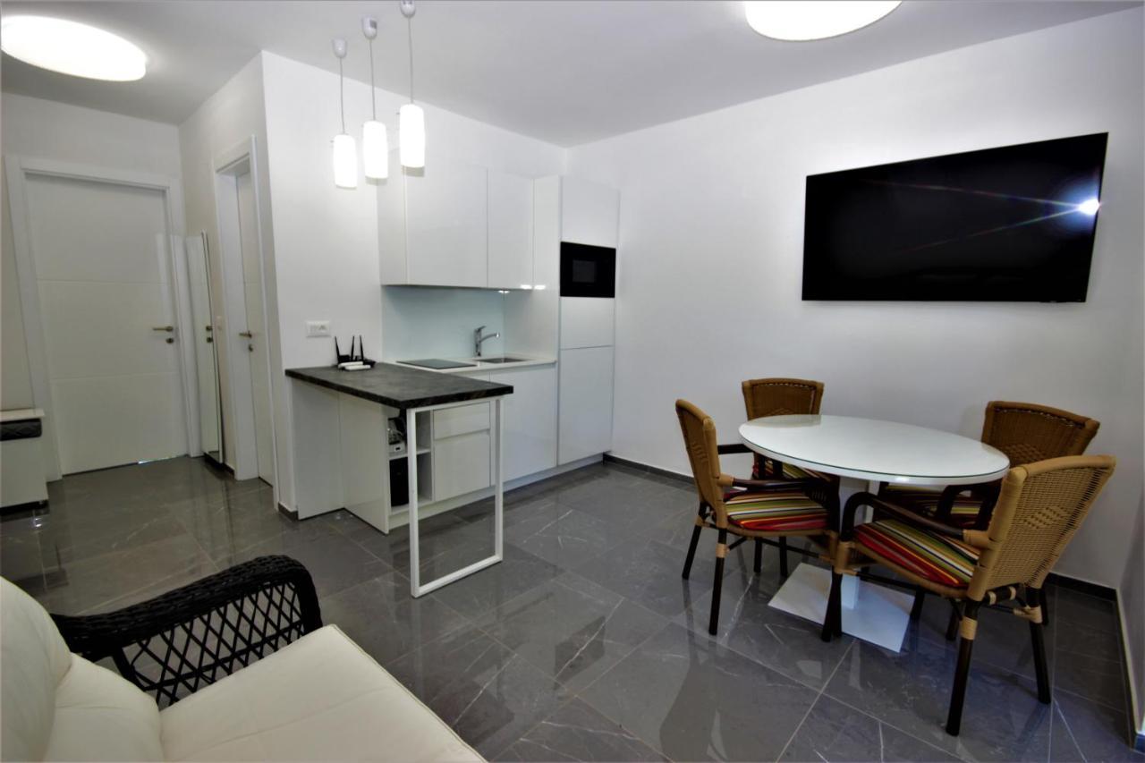 Apartments Smitran Banjole Ngoại thất bức ảnh